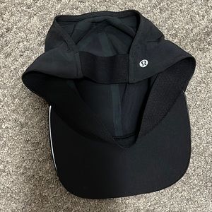 Lululemon Ponytail Hat (Like New)